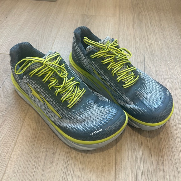 Womens Altra Torin 6 Road Cushion Running Shoes AFW1737F-3 Size 9 - Picture 2 of 10